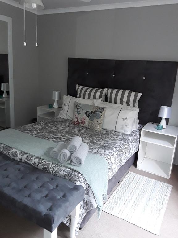 Guesthouse 80 On Main 克尼斯纳 外观 照片